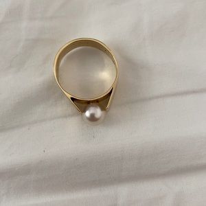 pearl ring